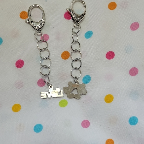 Disney Hand Crafted Mickey Mouse Silver Keychain Set - Picture 5 of 5